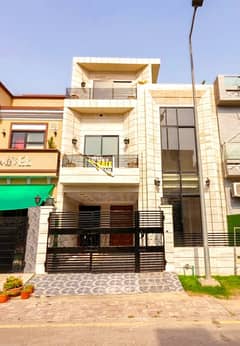 5 Marla Beautifully Design House For Sale In  Dream Gardens  Phase 2