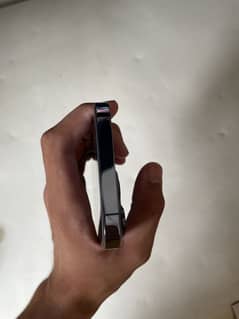 i phone 13pro max Factory Unlock  128gb 10by 9 conidion