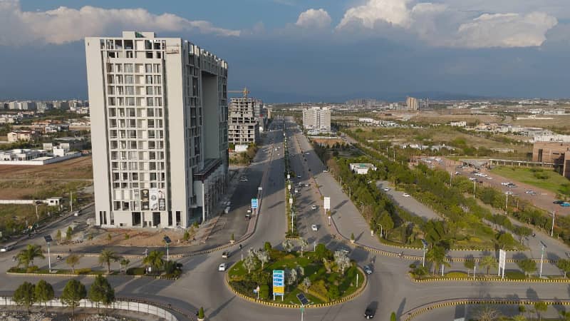 7 Marla Developed Plot For Sale In Block R Gulberg Residencia 6
