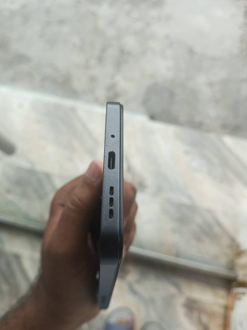 Redmi 13c 8month use with box and in warranty 2