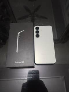 Samsung s25 256GB