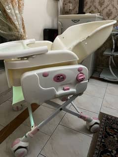 Toddler dining chair