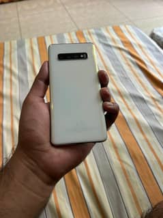 Samsung S10