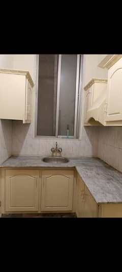 2bed falt available for rent Ghauri town phase 4b