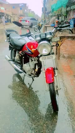 Suzuki GS 150 | Model 2014 | All Documents Clear | Average 45 | 50