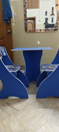 kids table+2 chairs set