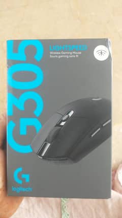 wireless logitech mouse.