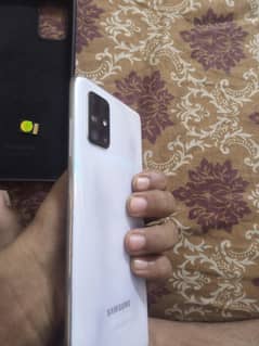 Samsung A71