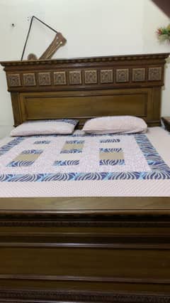 Pure Wooden Heavy Bed Set with Side tables & Dressing table