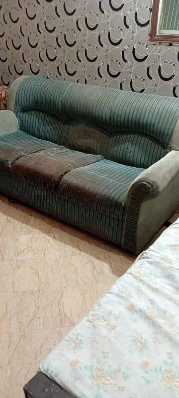 sofa set with good condition of wood frame 0