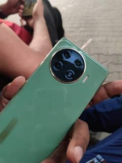 spark 20 pro Plus recently warranty khtm hoi ha 10/9.5 condition ok ha