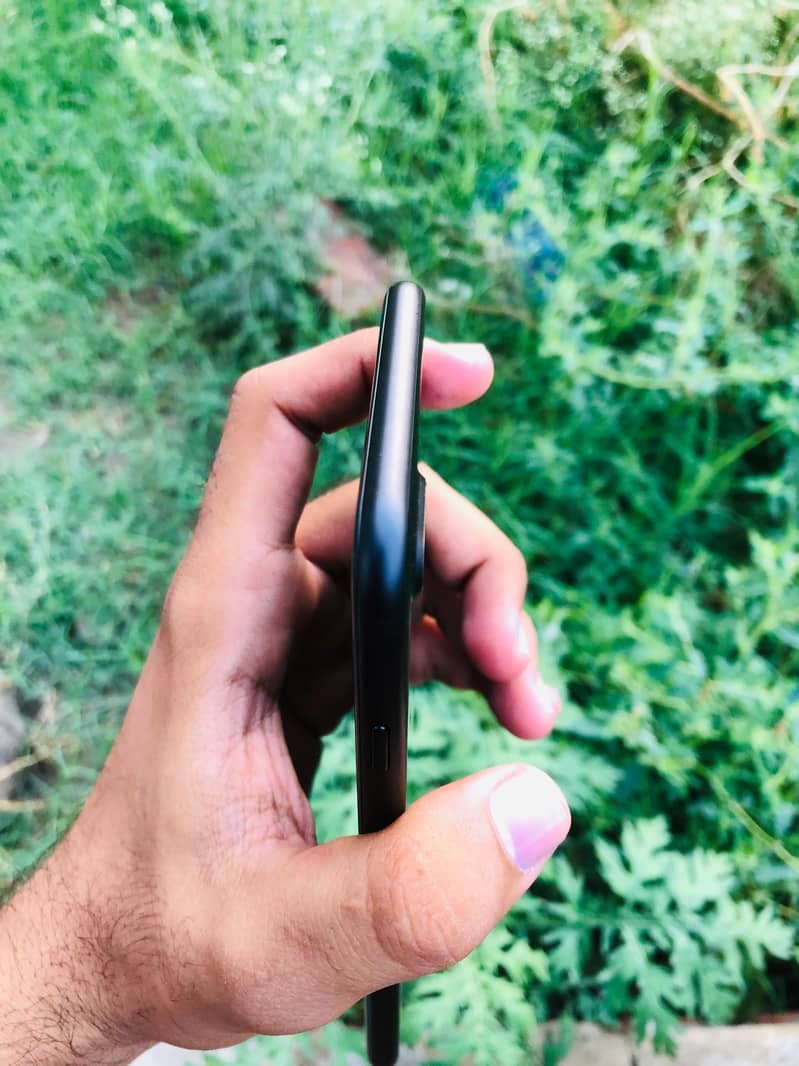 Iphone 7plus non Active with 2 month sim time 4