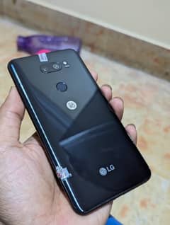 LG