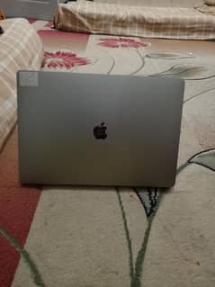 MacBook Pro 2019 16" | 32GB RAM | 1TB SSD | 4GB GPU