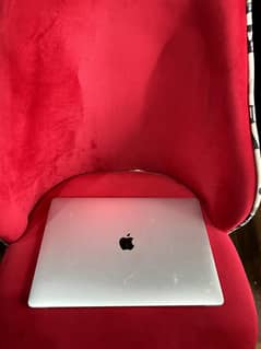 MacBook Pro 2017 - 15 Inch |