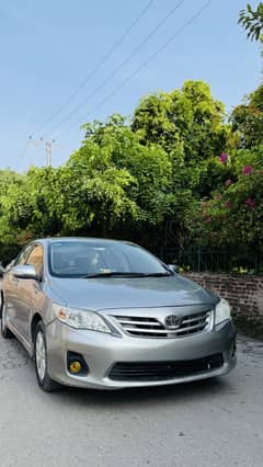 Carolla ALTIS 2012