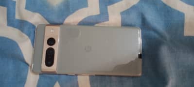 Google Pixel 7 Pro Glass crack otherwise all ok