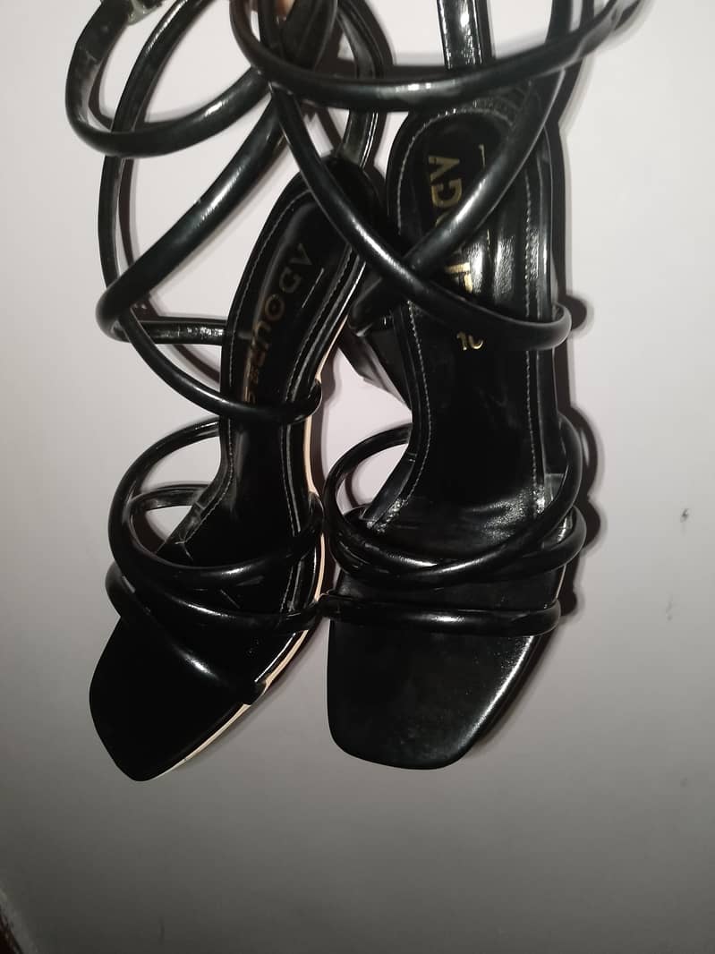 black heels 2