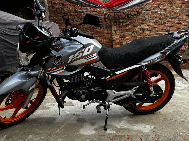 HONDA CB150F 0