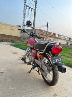 Bike urgent sale 03115737409