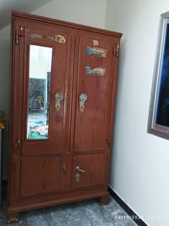 Used Metal Cupboard – Spacious & Durable