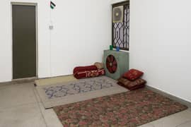 Sharing Room Available
