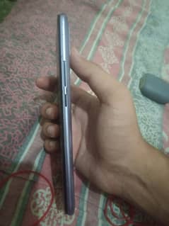 Infinix Hot 10 play (4/64)