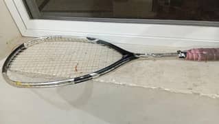 squash racket used of 140 gram