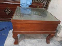 BED AND TABLES 2x2 foot