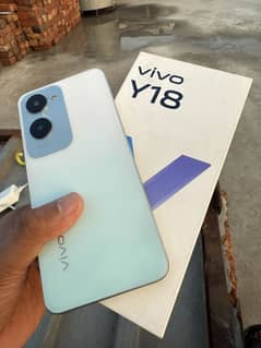 Vivo Y18