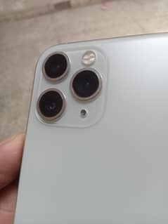 IPHONE 11 PRO FACTORY UNLOCK