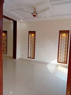Size 35x70 Ground Portion For Rent In G-13