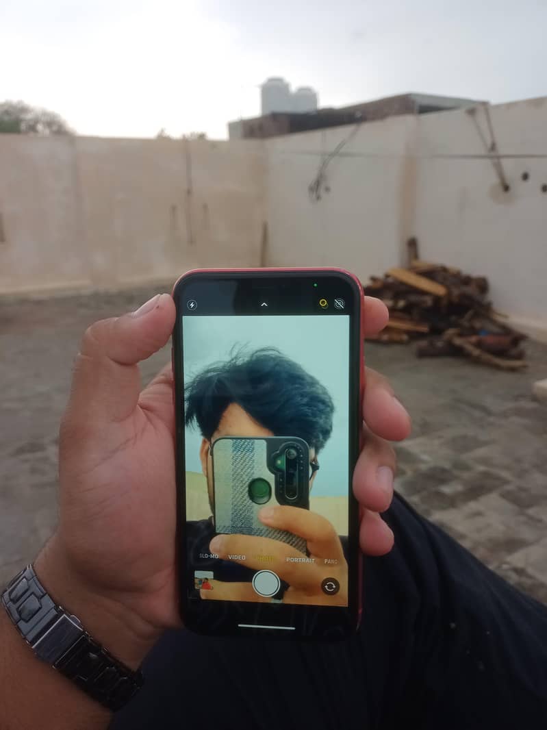 I phone Xr Non pta sim tim Avail 3