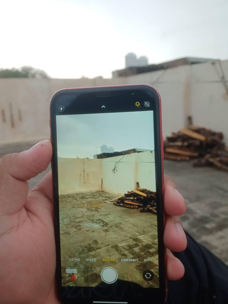 I phone Xr Non pta sim tim Avail 4
