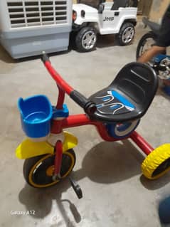 Kids tricycle