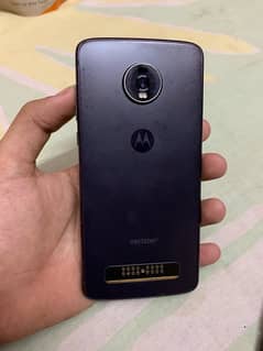 Moto Z4   6/128gb