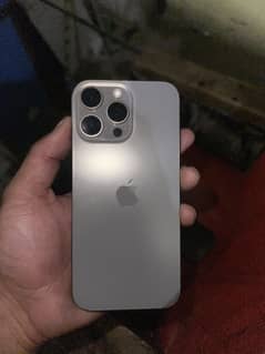 16 pro max 256 gb btry 100 cycle 105(10/10)2 month e sim wark