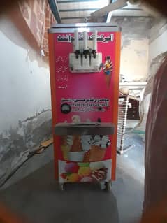 ice cream machine for sale Iin good condition