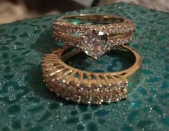 sellining diamond rings couple engagement rings