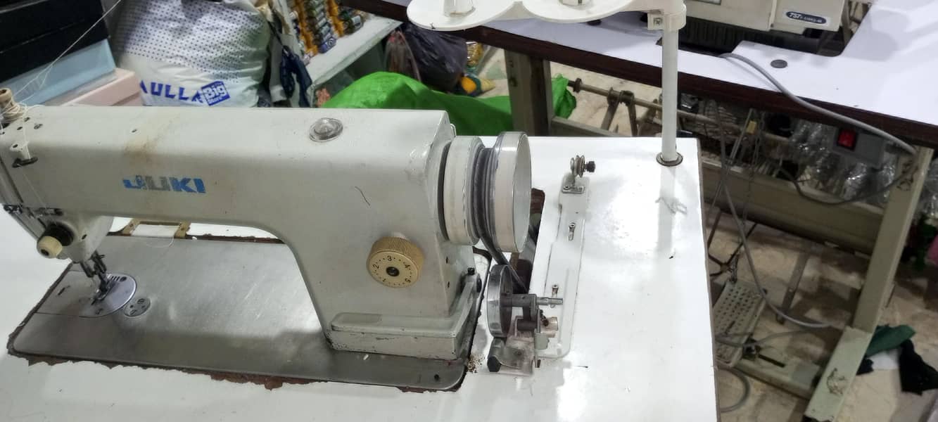 stitching machine and overlock 0