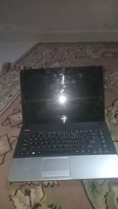 Acer Aspire E1-570 - Core i3 3rd Gen. 15.6" HD Windows 7 64-bit