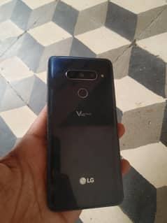 LG V40 thinq For sale
