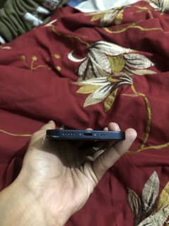 Iphone 12jv