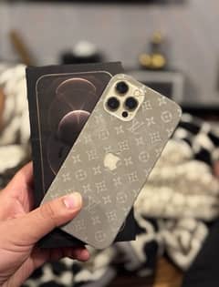 iPhone 12 pro max 256GB PTA