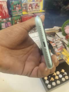 128 GB storage 98% health PTA Approved