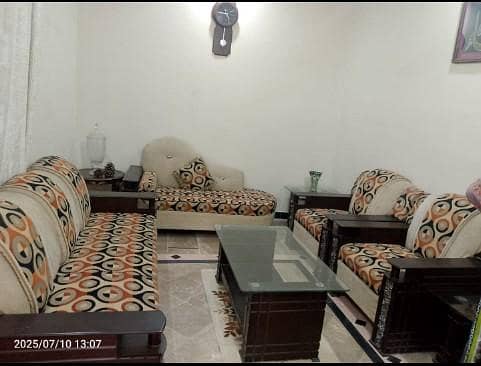 sofa set in. 10 by 10 condition 4