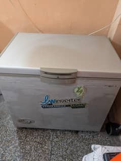 new freezer all ok original with warranty card ka sat