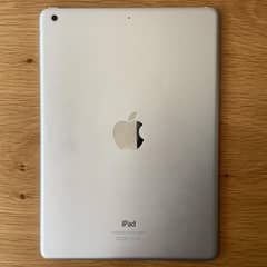 Apple iPad 6th Generation – 32GB | WiFi | Excellent Condition