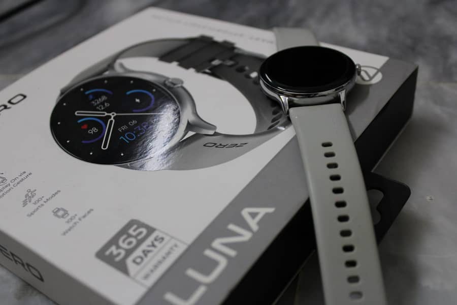 Zero Luna Smart Watch I 1.39" TFT Display, Bluetooth Calling, 2