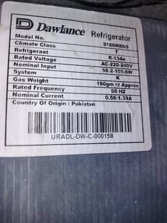 Refrigerator with Freezer